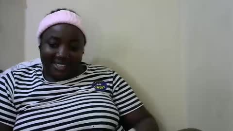 Snapshot of sexxy_bree chatting on 02.13.25 sexxy_bree online show from 02.13.25