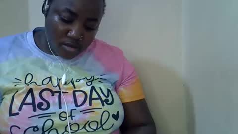 Snapshot of sexxy_bree chatting on 09.13.25 sexxy_bree online show from 09.13.25