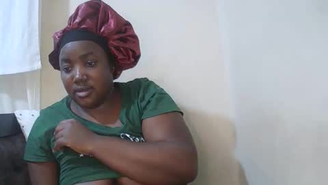 Snapshot of sexxy_bree chatting on 09.17.25 sexxy_bree online show from 09.17.25