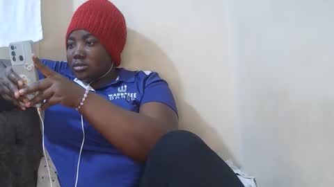 Snapshot of sexxy_bree chatting on 10.05.25 sexxy_bree online show from 10.05.25