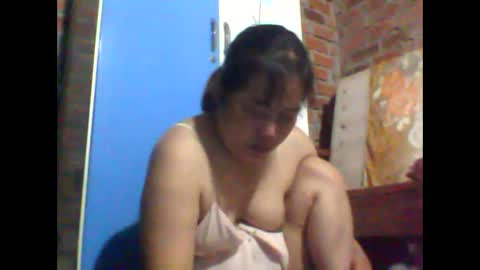Snapshot of sexxy_love2k chatting on 10.22.25 sexxy_love2k online show from 10.22.25