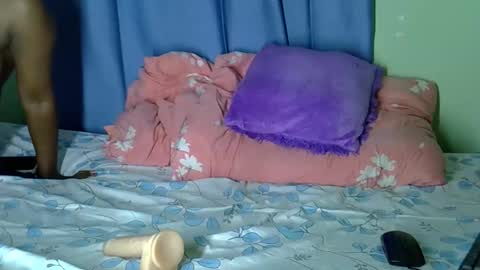 African Queen online show from 09.12.25