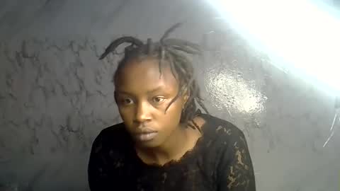 Snapshot of sexxyjey_ chatting on 09.10.25 sexxyjey_ online show from 09.10.25