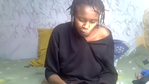 Snapshot of sexxyjey_ chatting on 09.30.25 sexxyjey_ online show from 09.30.25