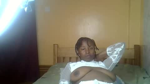 Snapshot of sexxyjey_ chatting on 12.03.25 sexxyjey_ online show from 12.03.25