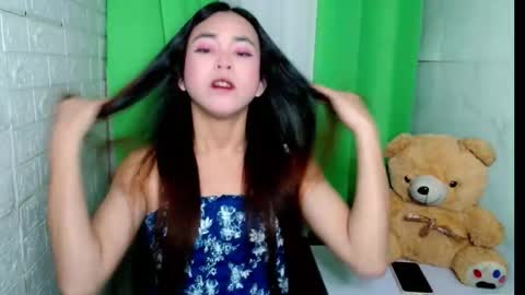 Jessica online show from 04.17.26