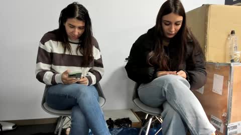 Ana  Rusakova online show from 12.17.25