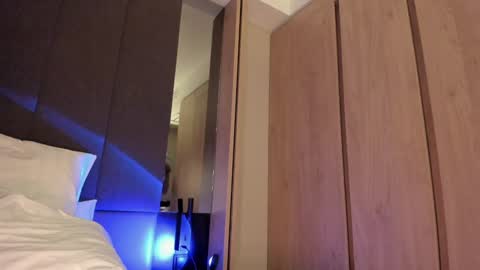 Hello dear. I will be glad to meet you.  see you soon. online show from 01.02.25