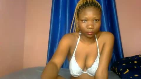 Snapshot of sexy_bellah1 chatting on 06.16.26 bellah online show from 06.16.26