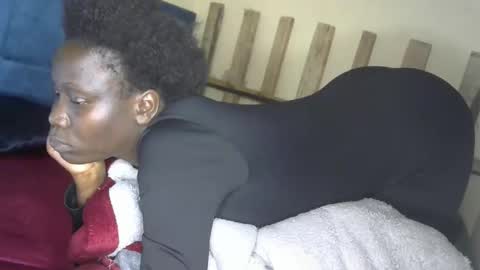 sexy_butty01 online show from 10.03.25