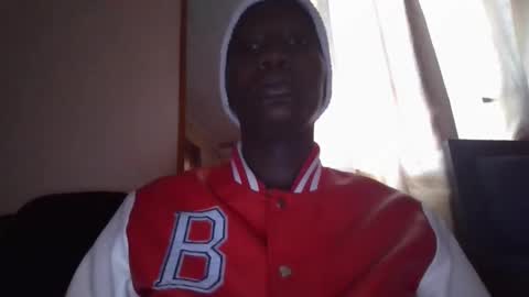 sexy_butty01 online show from 12.22.25