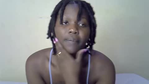 Snapshot of sexy_butty6 chatting on 09.13.25 sexy_butty6 online show from 09.13.25