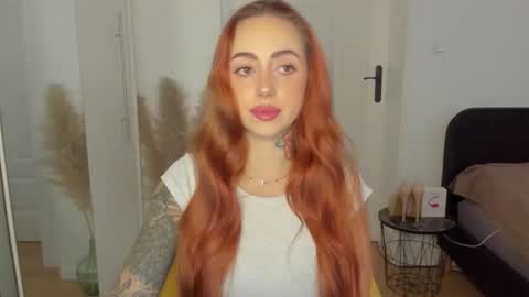 C o r a l i e online show from 11.26.25