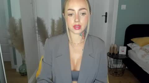 C o r a l i e online show from 06.04.26