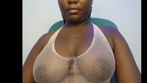Snapshot of sexy_ebony12 chatting on 11.28.25 Racheal online show from 11.28.25