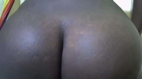 Snapshot of sexy_ebony20 chatting on 06.27.26 ebony online show from 06.27.26