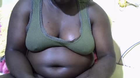 Snapshot of sexy_ebony20 chatting on 07.14.26 ebony online show from 07.14.26