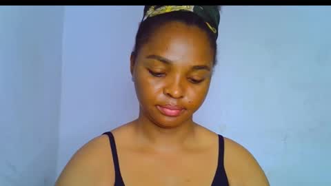 Snapshot of sexy_ebonygirl_ chatting on 09.28.25 Clara online show from 09.28.25