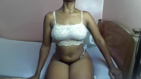 Ellahh online show from 11.03.25