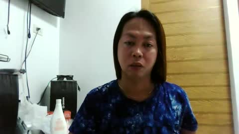 Snapshot of sexy_eve87 chatting on 10.18.25 sexy_eve87 online show from 10.18.25