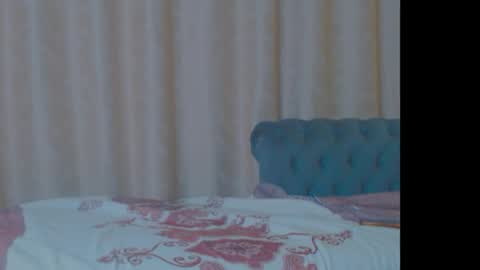 Snapshot of sexy_goddess0 chatting on 12.20.25 Lin online show from 12.20.25