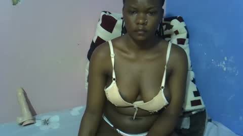 Iovelyne online show from 04.15.26