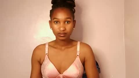 Snapshot of sexy_joyline chatting on 11.26.25 joy online show from 11.26.25