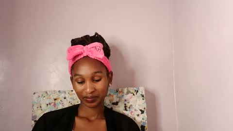 Snapshot of sexy_joyline chatting on 12.13.25 joy online show from 12.13.25