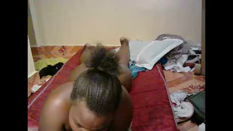 sexy_lunah online show from 04.14.26