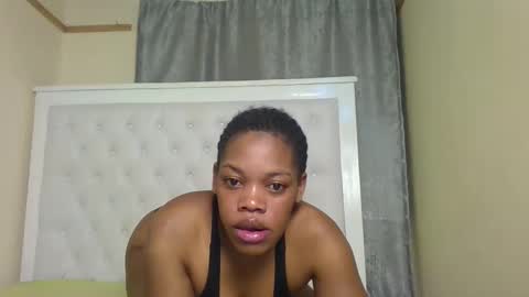 sexy_lyna online show from 10.15.25