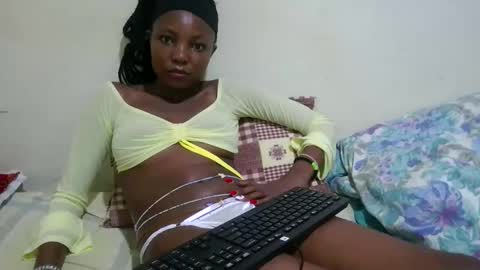 Snapshot of sexy_mariannah chatting on 03.03.26 sexy_mariannah online show from 03.03.26