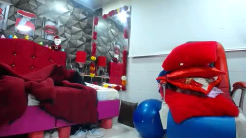 MARIPOSA online show from 12.18.25