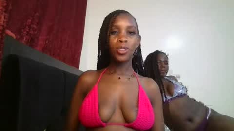 Snapshot of sexy_maya2 chatting on 06.14.26 sexy_maya2 online show from 06.14.26