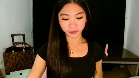 mika online show from 02.23.25