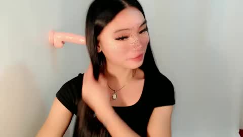 mika online show from 02.23.25