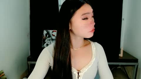 mika online show from 02.27.25