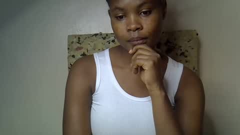 Molyne online show from 04.24.26