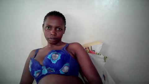 Snapshot of sexy_muna2 chatting on 06.21.26 sexy_muna2 online show from 06.21.26