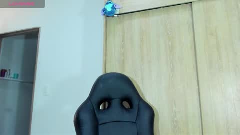 sexy_nicole_ricutty online show from 09.22.25