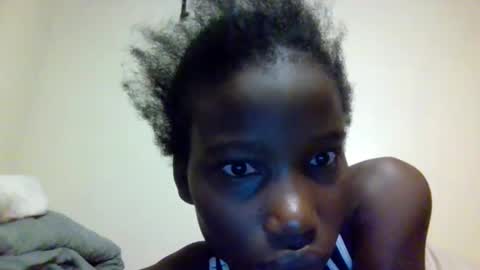 sexy_petittie online show from 10.07.25