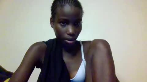 sexy_petittie online show from 11.06.25