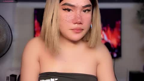 Snapshot of sexy_rc18 chatting on 05.06.26 RC online show from 05.06.26