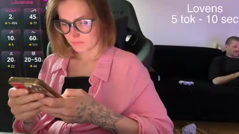Snapshot of sexy_sweets chatting on 06.27.26 Sexy-Sweets online show from 06.27.26