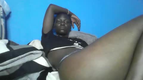 Snapshot of sexy_titz chatting on 02.21.25 sexy_titz online show from 02.21.25