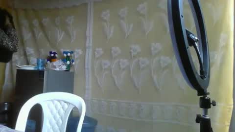 Snapshot of sexy_titz chatting on 10.03.25 sexy_titz online show from 10.03.25