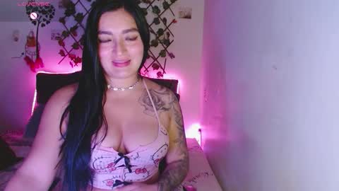 sexy_violett18 online show from 03.08.26