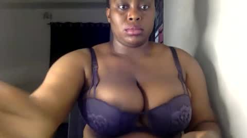 Snapshot of sexy_wet_ria chatting on 05.28.26 ria online show from 05.28.26