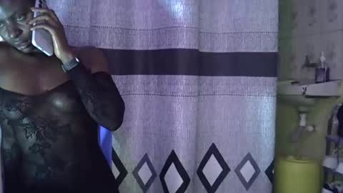 Snapshot of sexyafricanprincess25 chatting on 11.03.25 Rita online show from 11.03.25