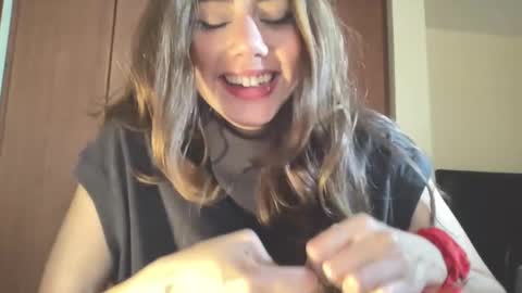 Alice Skay online show from 01.31.26