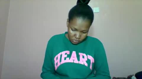 sexyapple2002 online show from 09.17.25